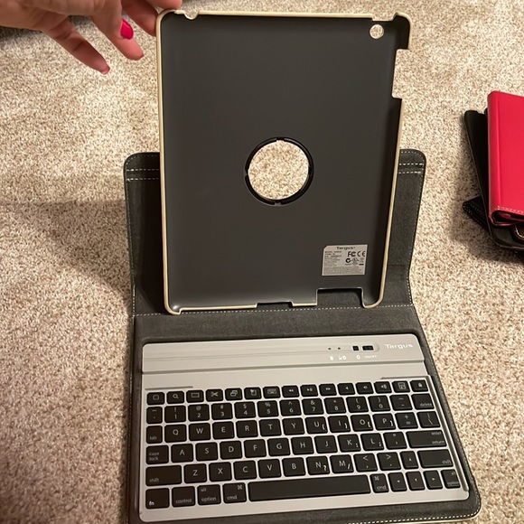 Targus keyboard gentle used. - Picture 4 of 5